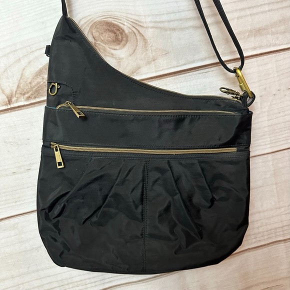 Travelon Handbags - Travelon Women's Anti-Theft Signature 3 Compartment Crossbody